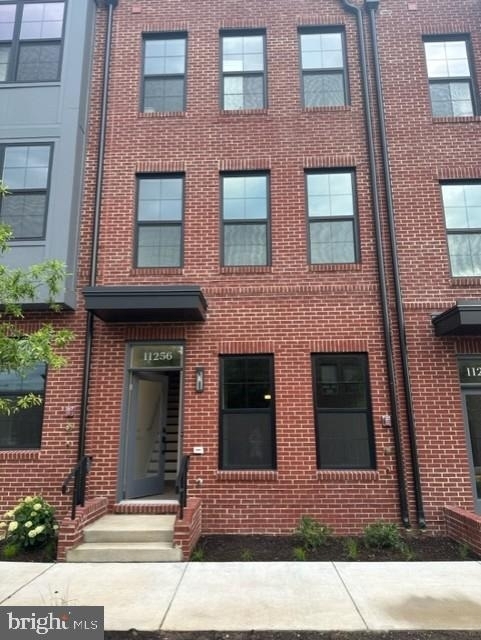 11256 Bunsen Street - Photo 0