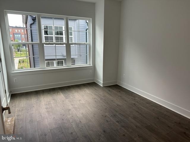 11256 Bunsen Street - Photo 4