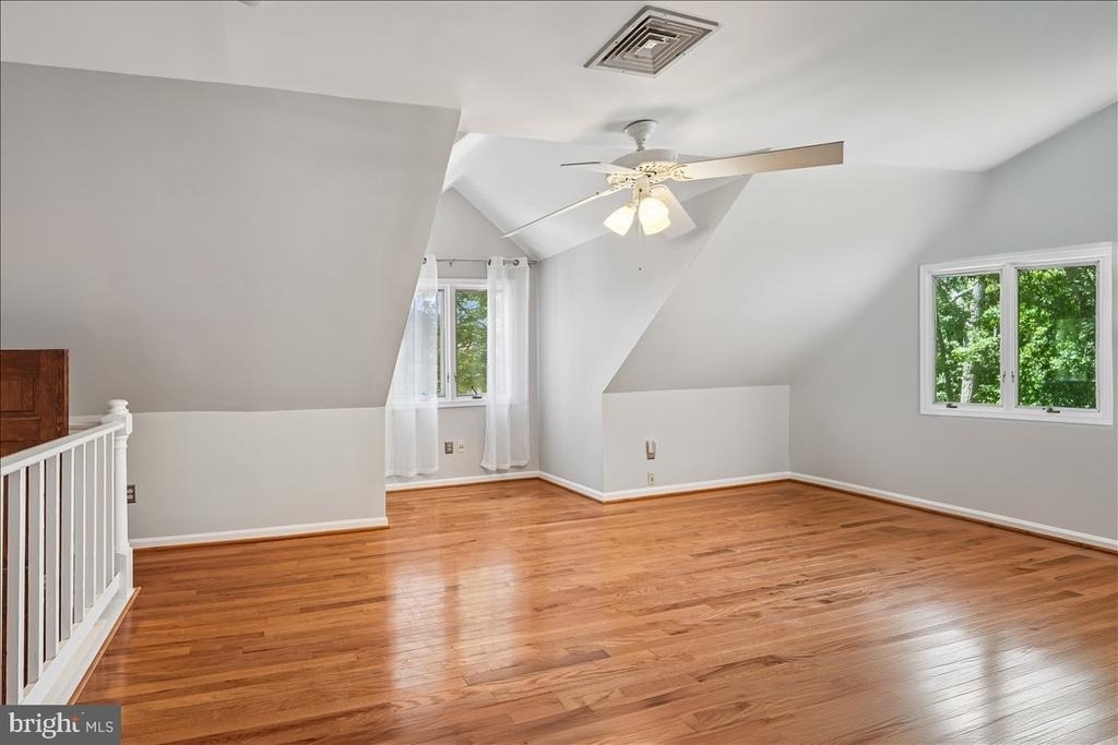 2018 Swan Terrace - Photo 36