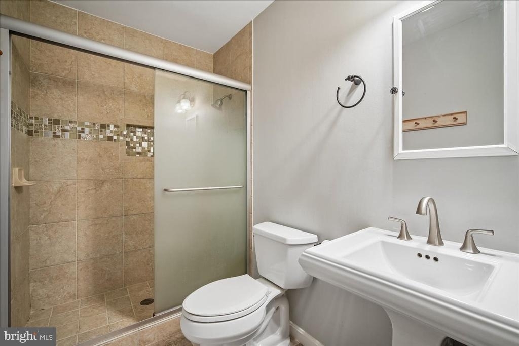 2018 Swan Terrace - Photo 43
