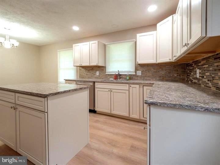 314 Elmwood Drive - Photo 8