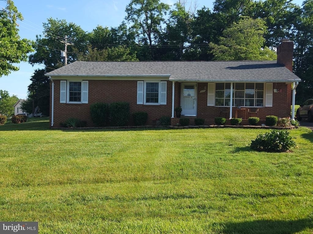 314 Elmwood Drive - Photo 1