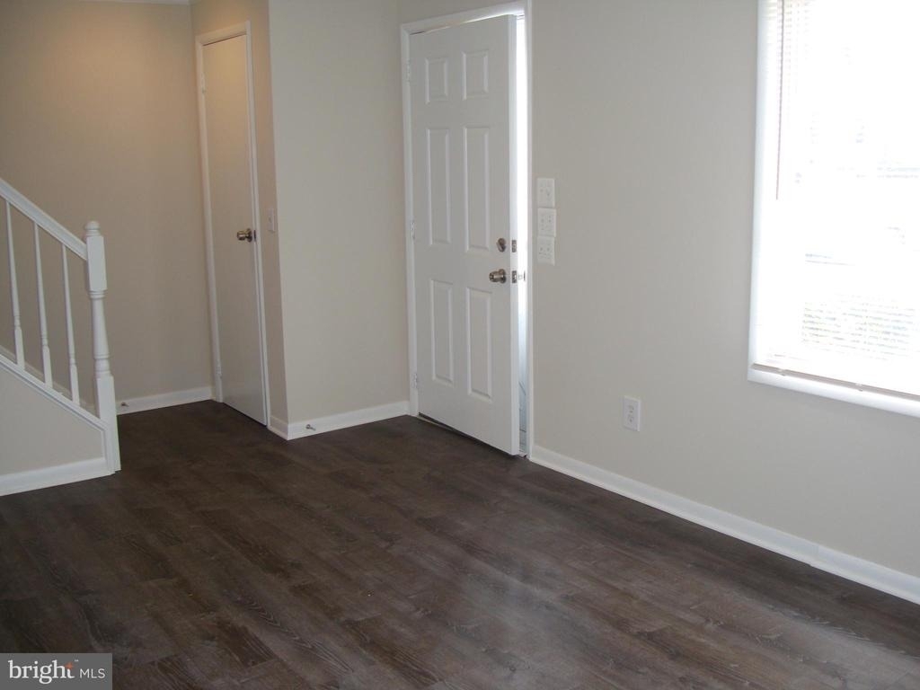 204 Cameron Street - Photo 1