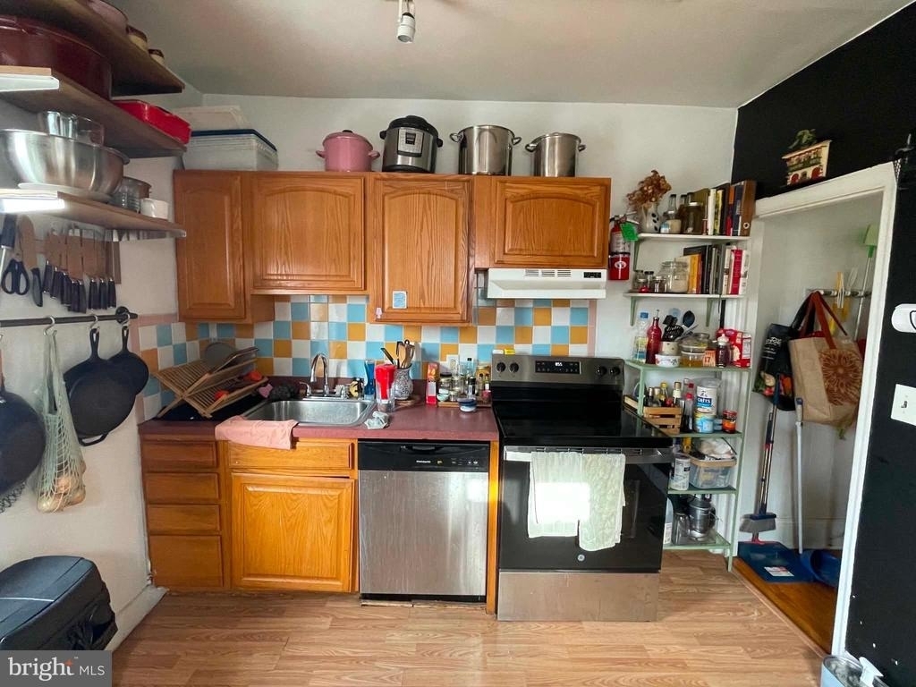 5408 Spruce Street - Photo 1
