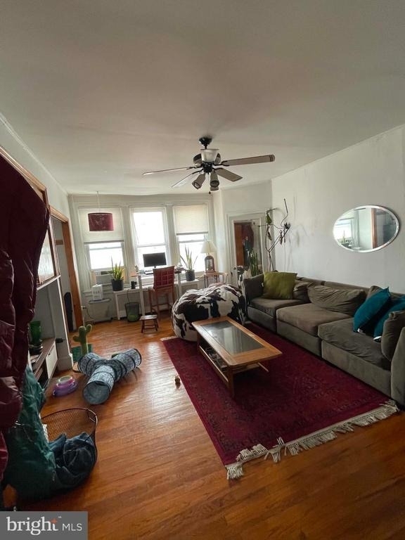 5408 Spruce Street - Photo 0