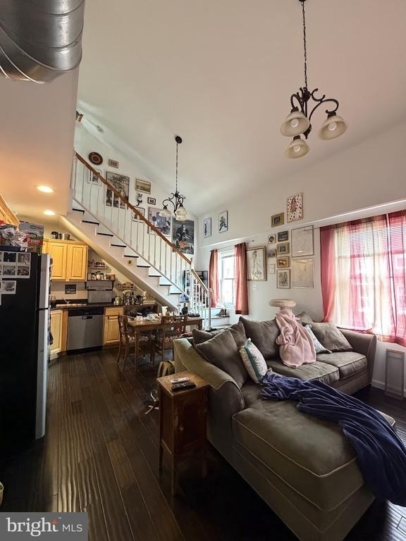 1609 Mount Vernon Street - Photo 1