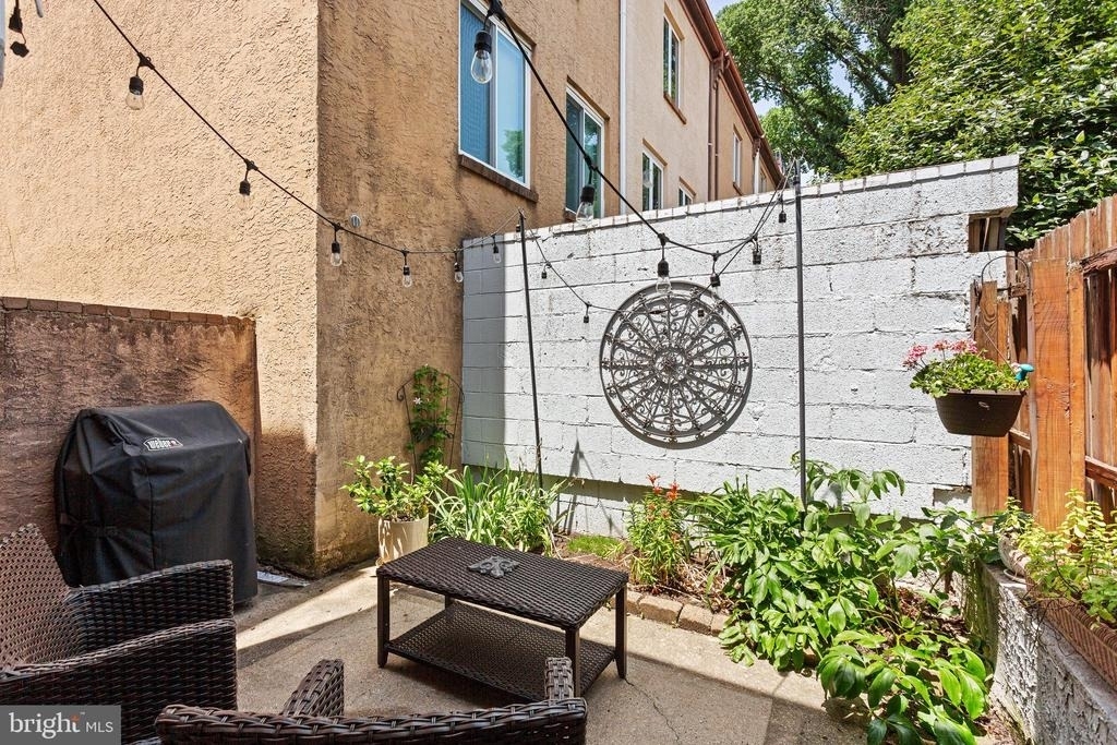 2413 Aspen Street - Photo 5