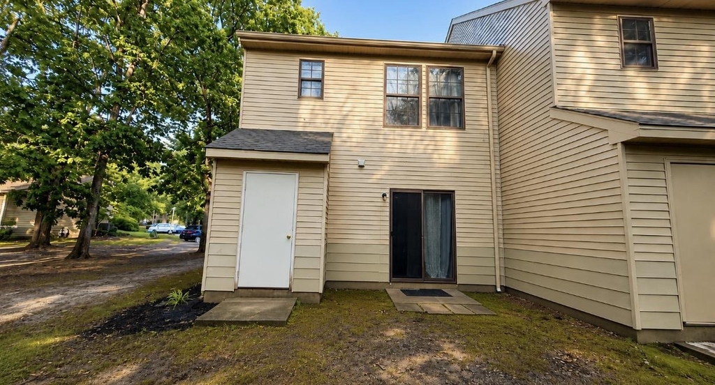 187 Azalea Circle - Photo 1