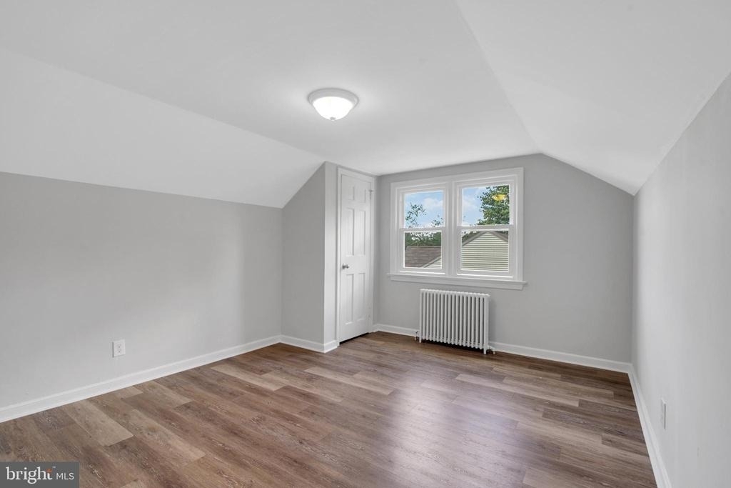121 E Browning Road - Photo 13