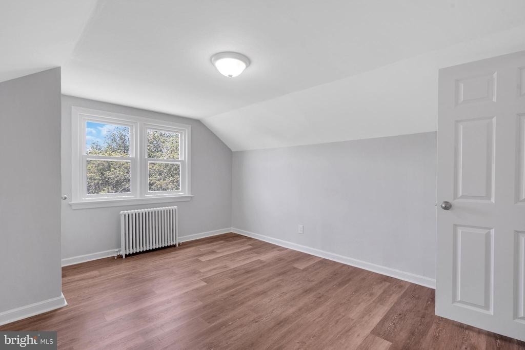 121 E Browning Road - Photo 12
