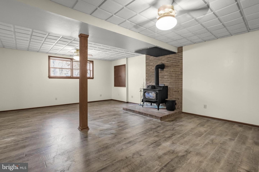 22397 Armstrong Drive - Photo 39
