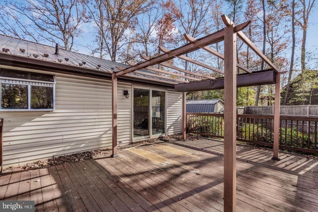 22397 Armstrong Drive - Photo 35