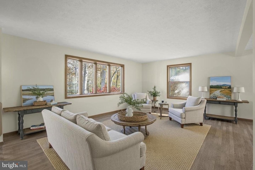 22397 Armstrong Drive - Photo 18