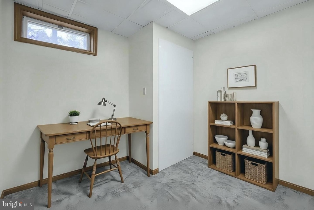 22397 Armstrong Drive - Photo 36