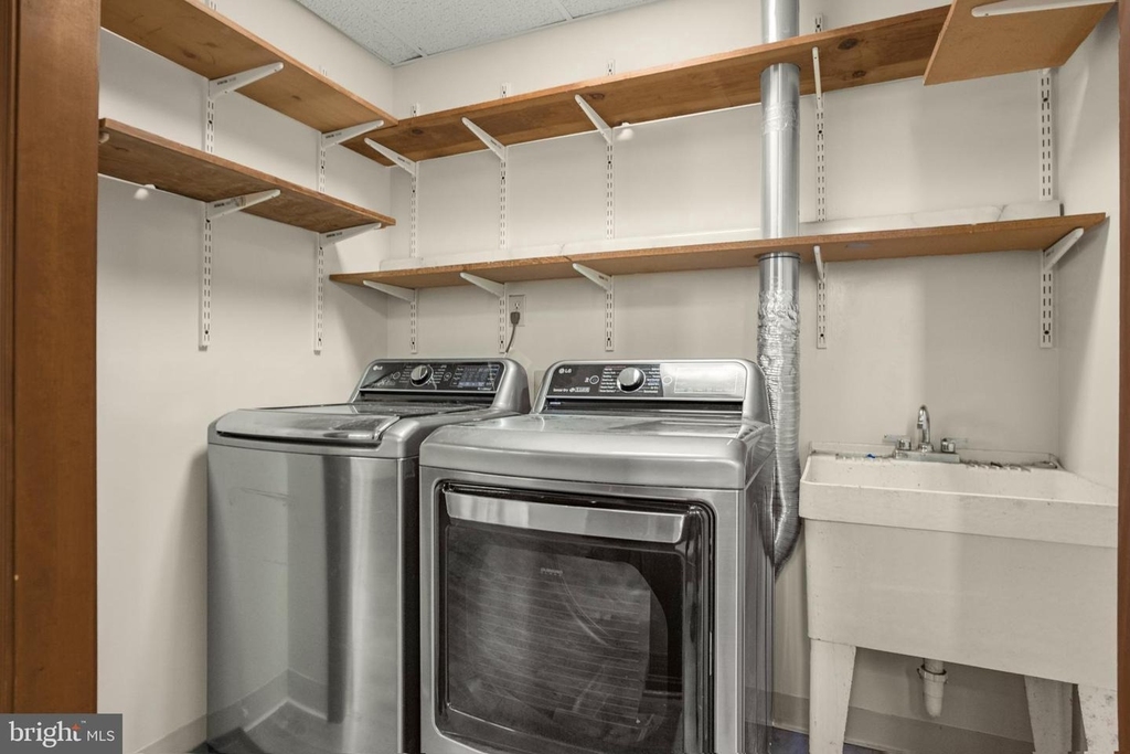 22397 Armstrong Drive - Photo 34
