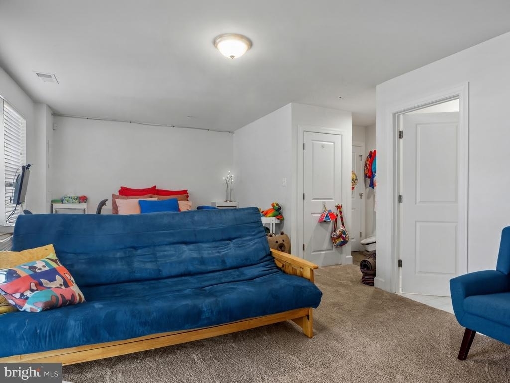 9508 Townfield Place - Photo 10