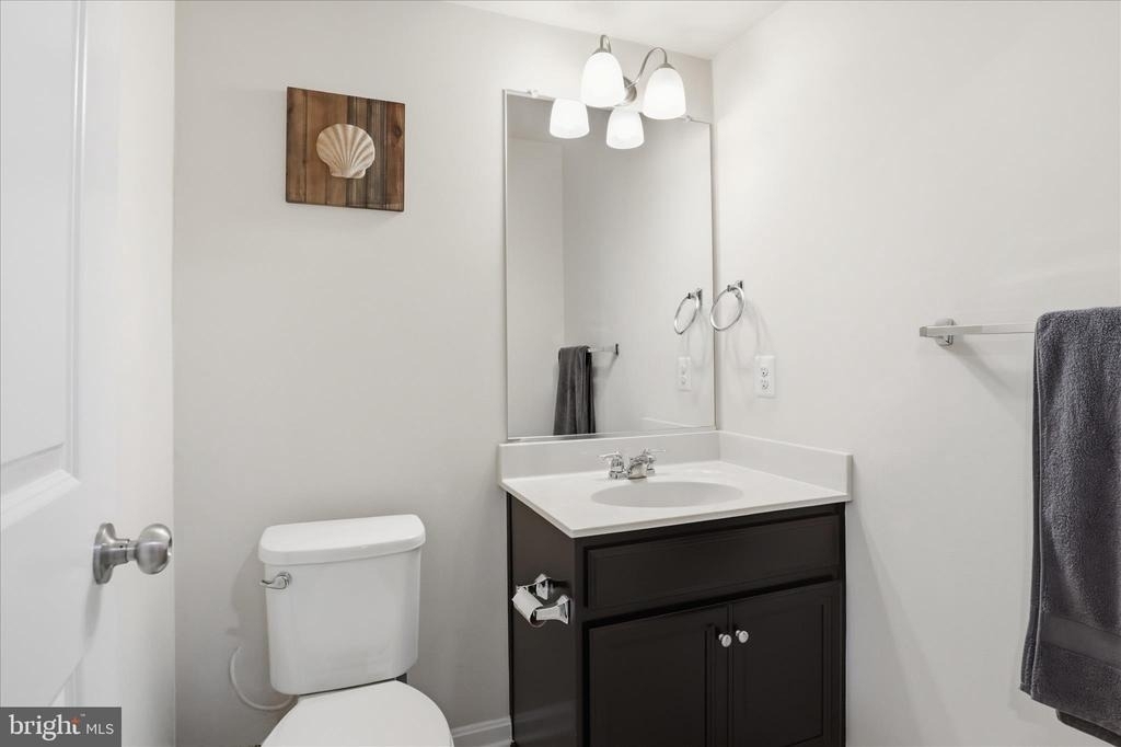 4719 Cambria Road - Photo 32