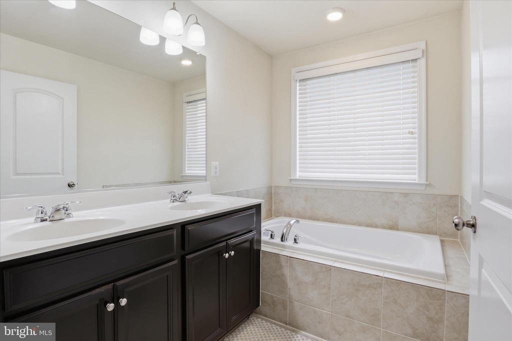 4719 Cambria Road - Photo 21