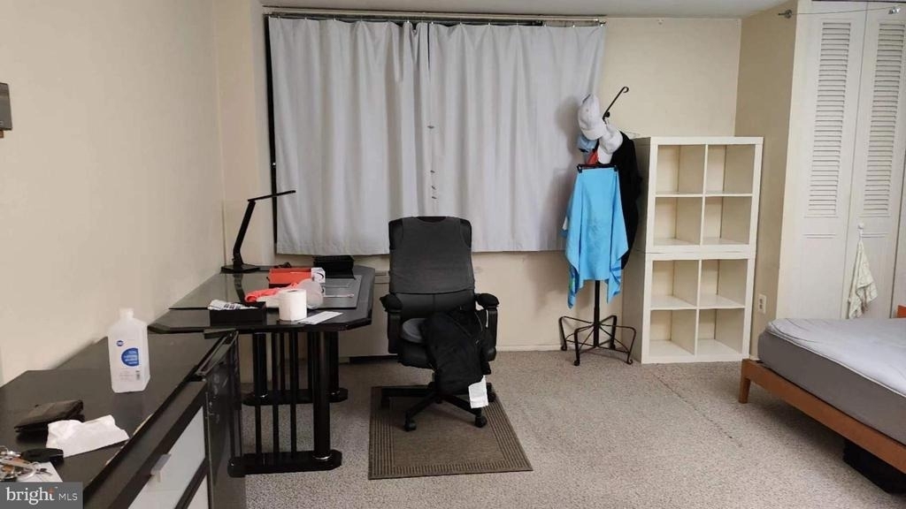 1 E University Parkway - Photo 24