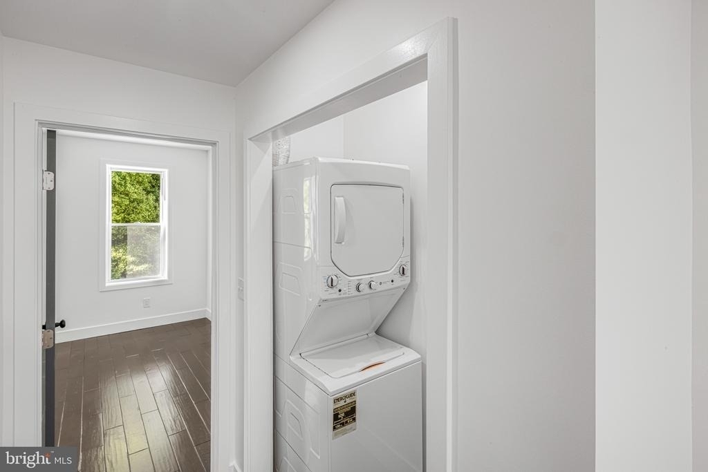 325 W Lorraine Avenue - Photo 17