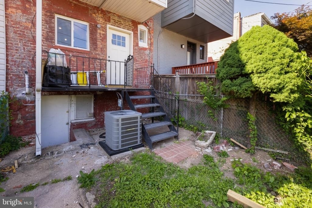 325 W Lorraine Avenue - Photo 24