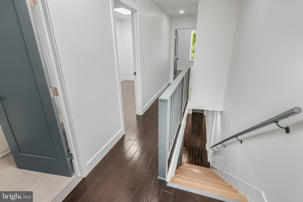325 W Lorraine Avenue - Photo 8