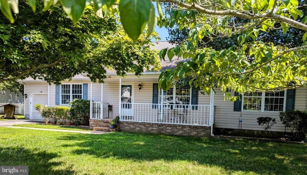 47 Radcliffe Drive - Photo 1