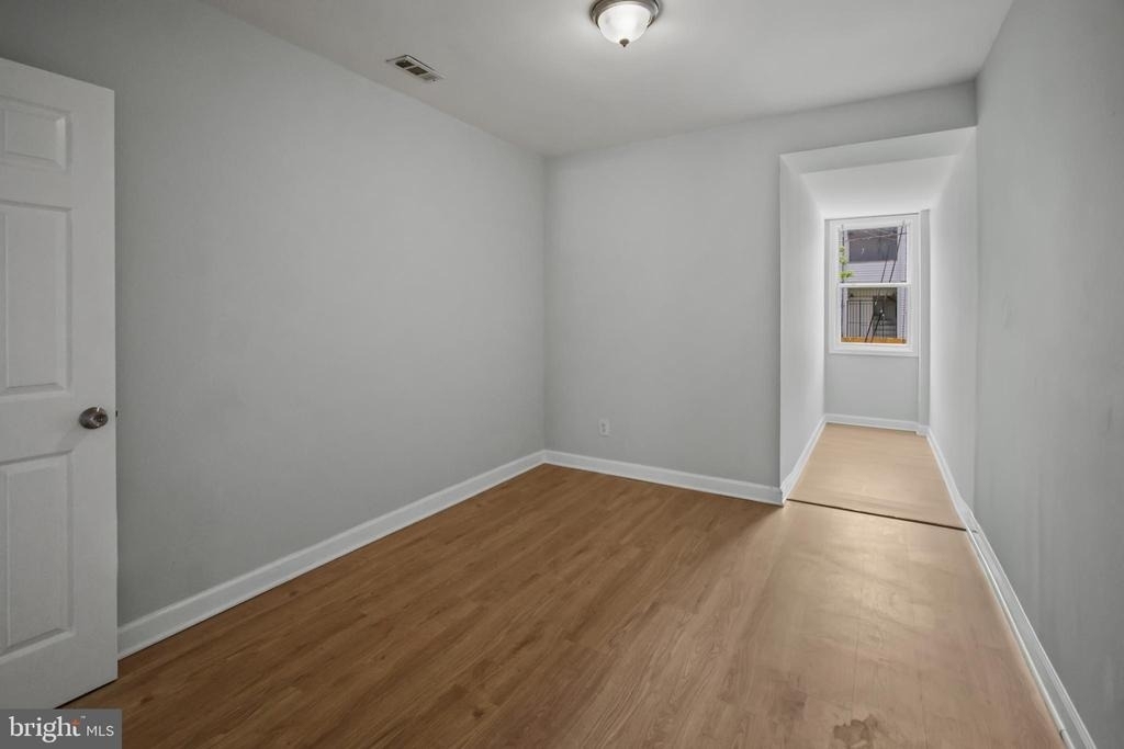 182 36th Street Ne - Photo 19