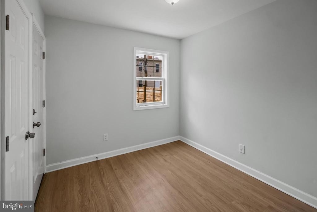182 36th Street Ne - Photo 23