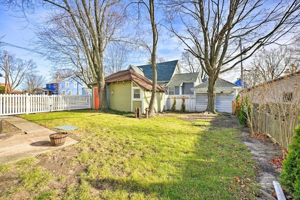 803 Court Street - Photo 26