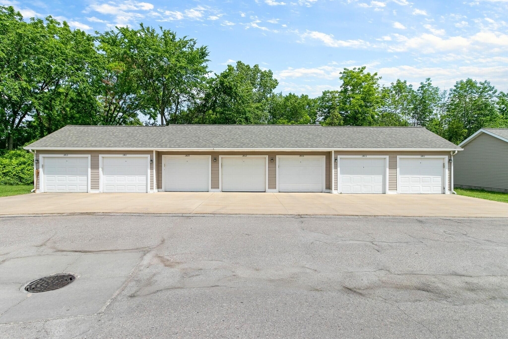 1407 Millbrook Trail - Photo 20