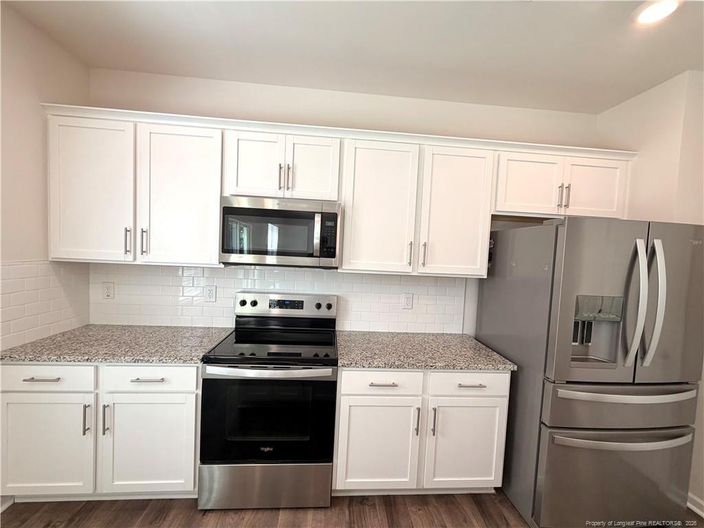 305 Robert Place - Photo 8