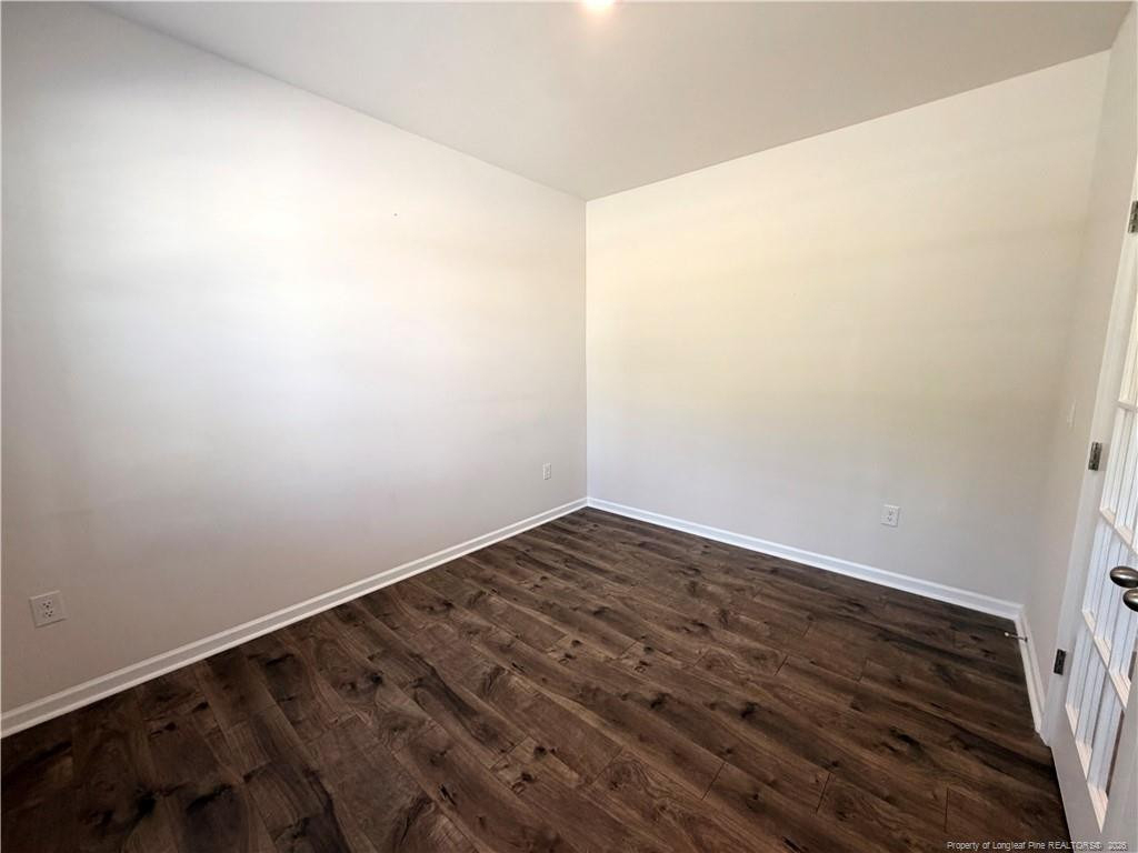 305 Robert Place - Photo 4
