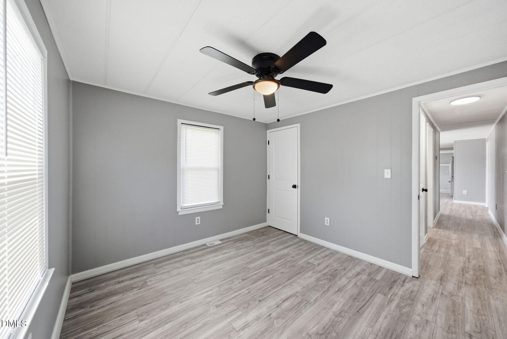 320 E Earp Street - Photo 30