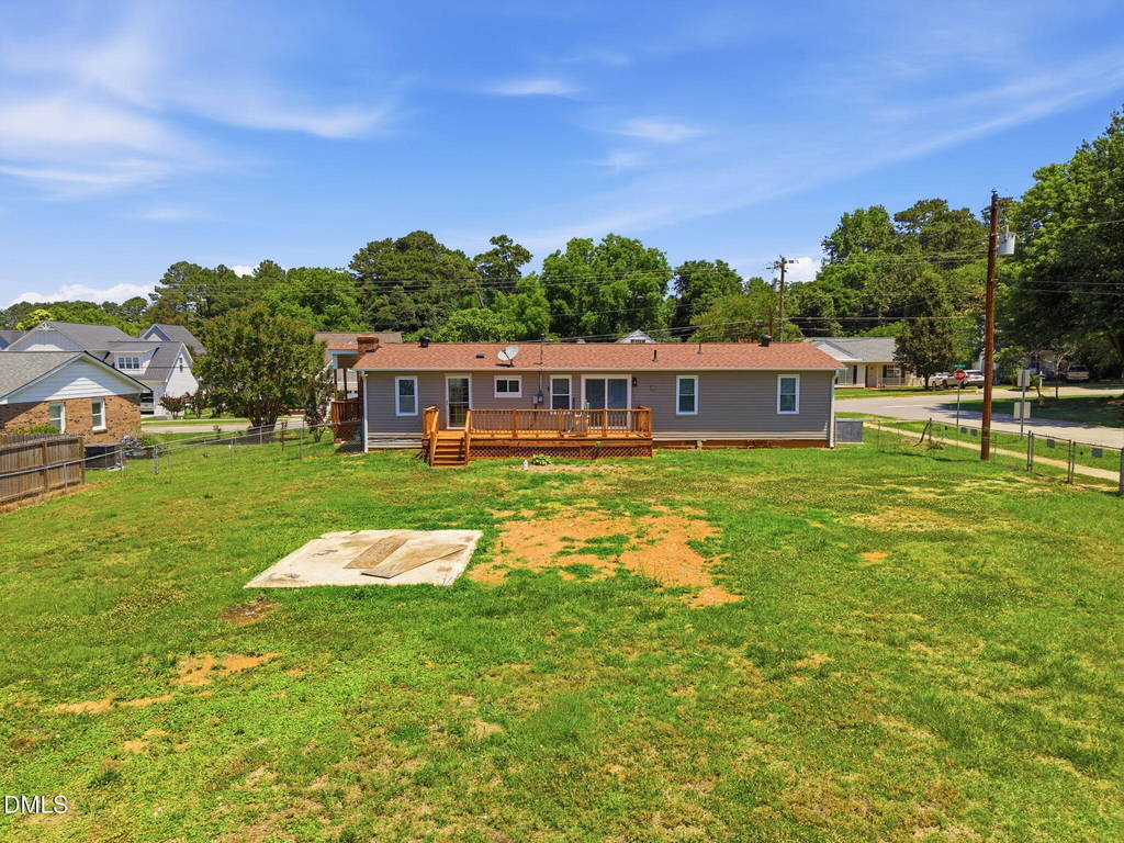 320 E Earp Street - Photo 34