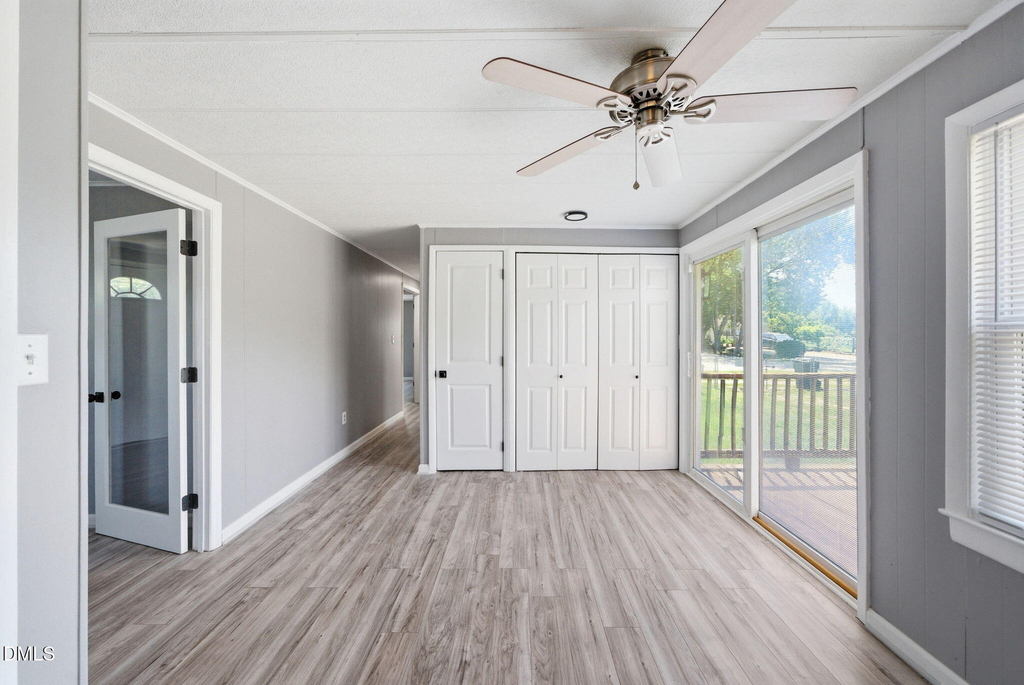 320 E Earp Street - Photo 7