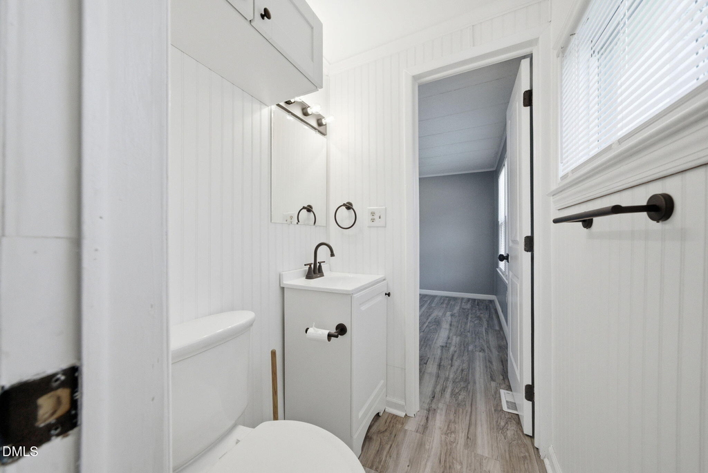 320 E Earp Street - Photo 23