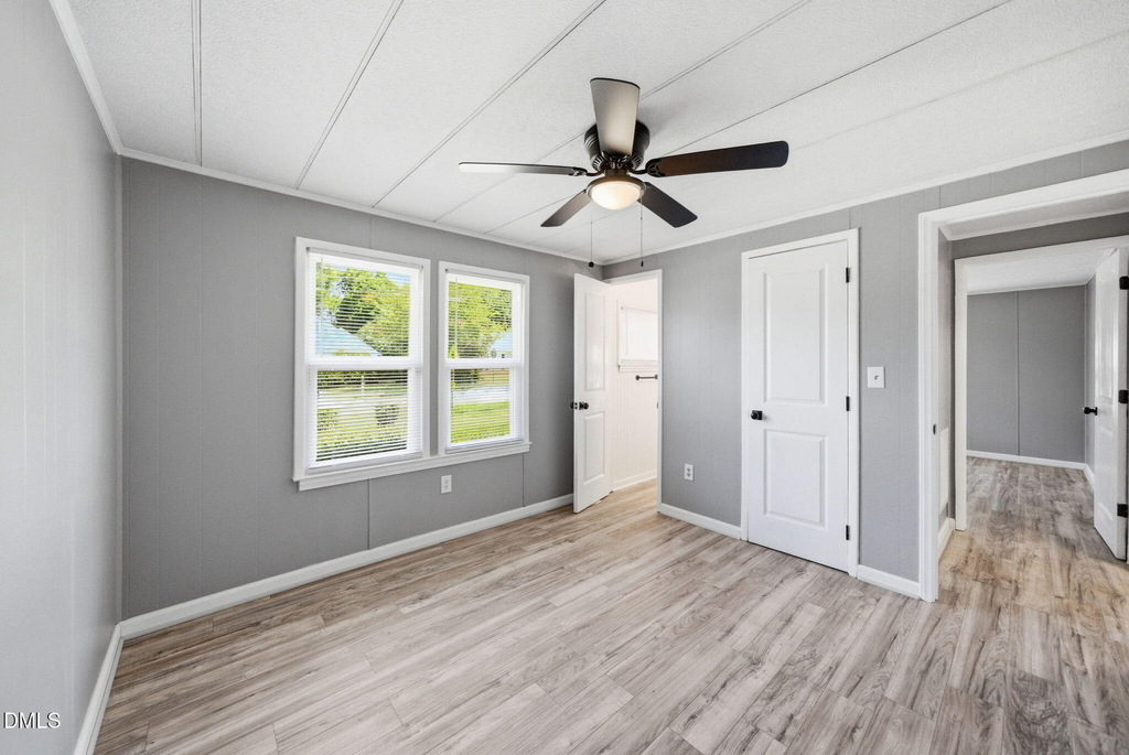 320 E Earp Street - Photo 19