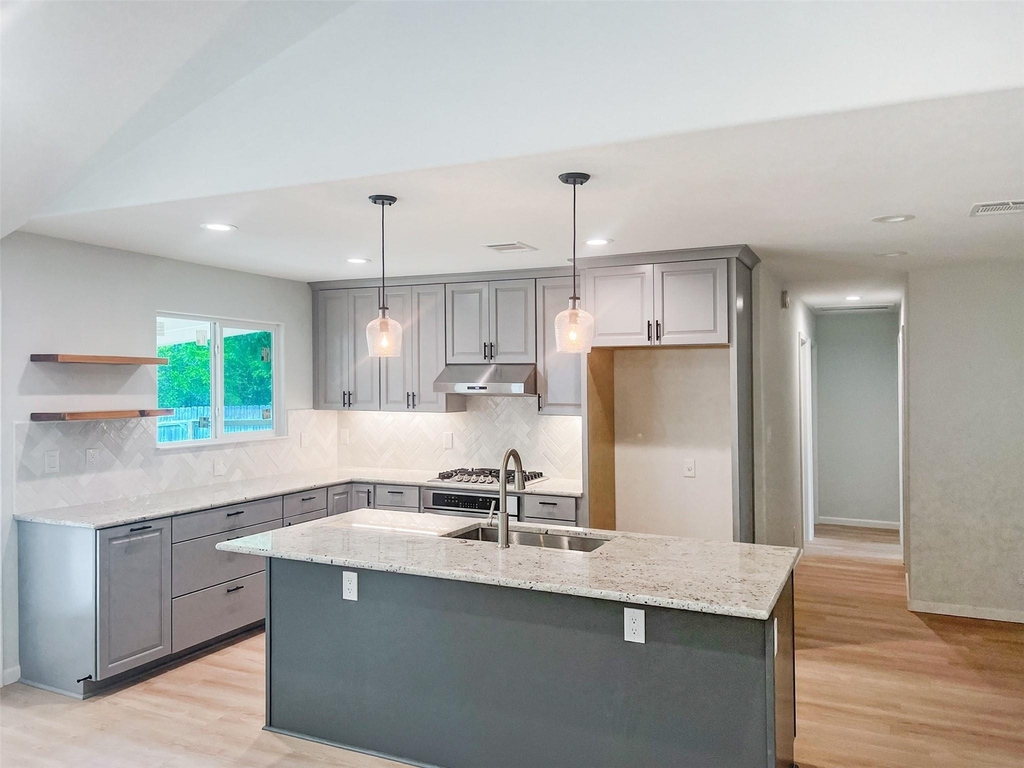 7736 Croftwood Dr - Photo 8