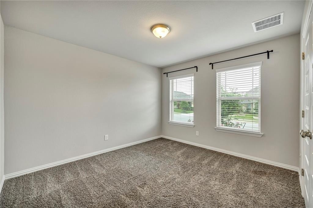 2926 Diego Dr - Photo 5