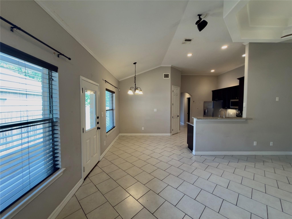 216 Anne Louise Dr - Photo 3