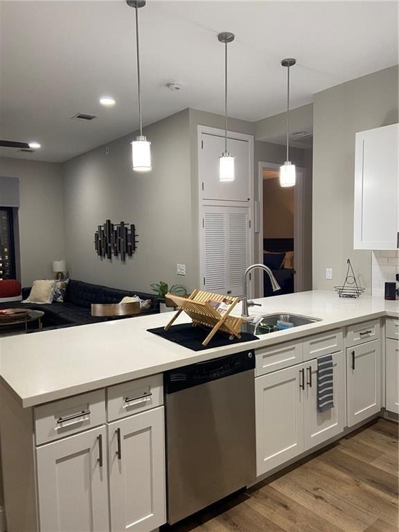 507 Sabine St - Photo 2