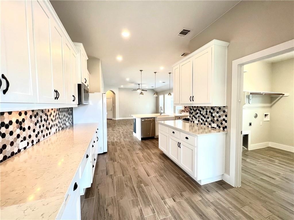 197 Santa Maria St - Photo 9