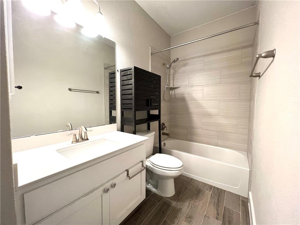 197 Santa Maria St - Photo 5