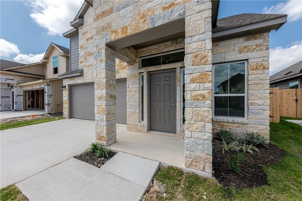 705 Durness Dr - Photo 2