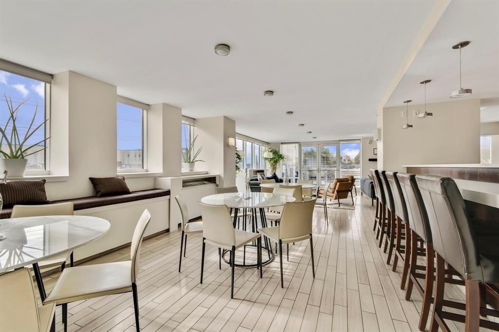 300 Bowie St - Photo 26