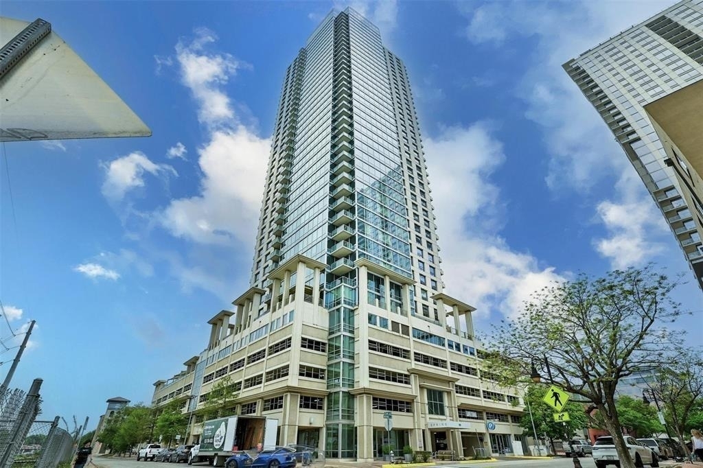 300 Bowie St - Photo 21