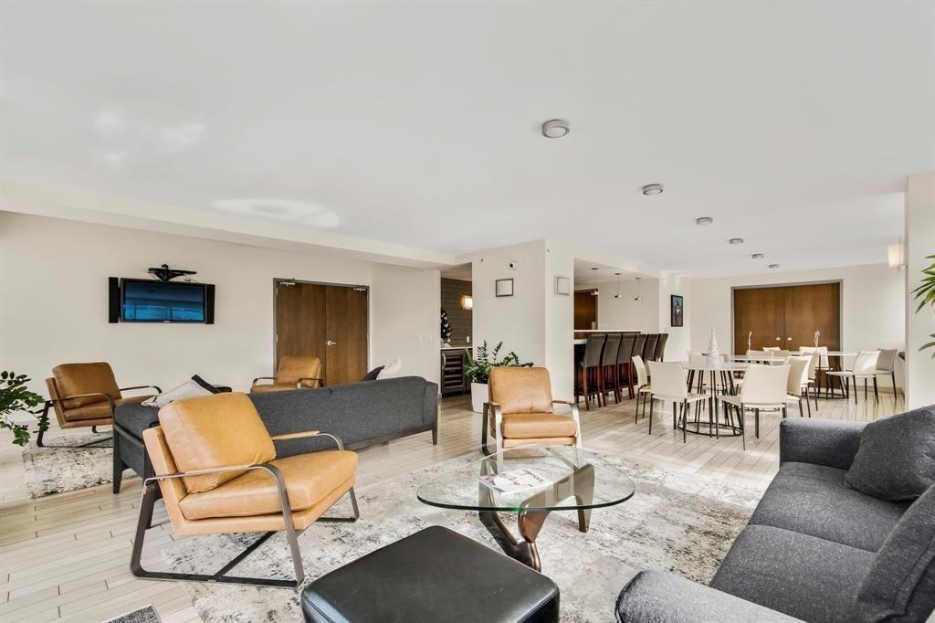 300 Bowie St - Photo 27