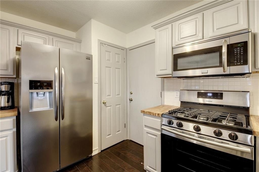 9112 Swanson Ln - Photo 10