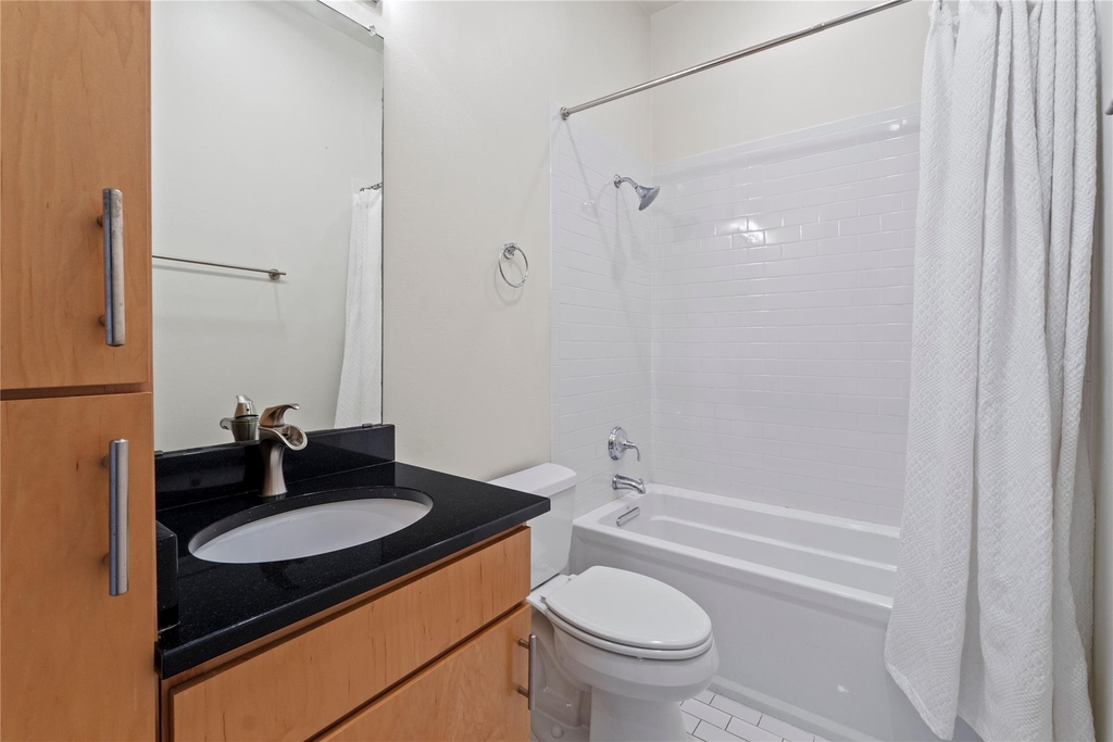 1702 S Lamar Blvd - Photo 15
